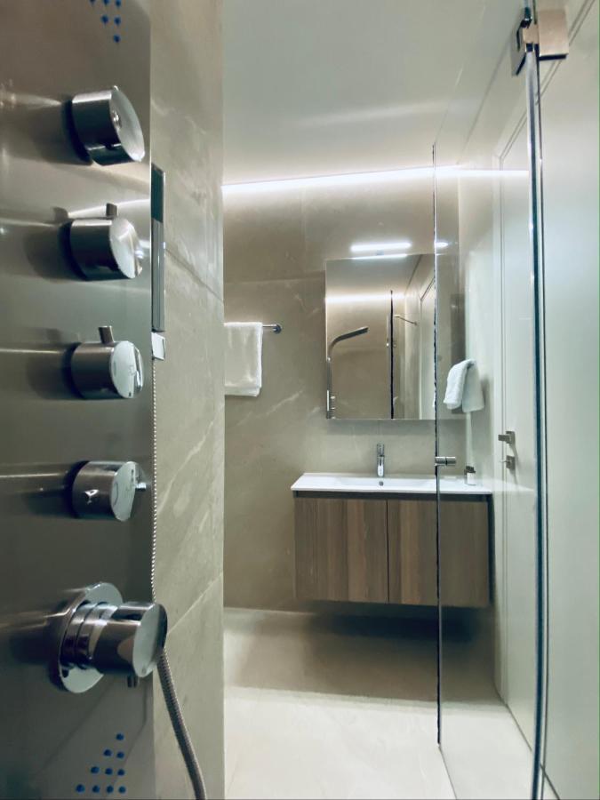 Athens Riviera 2-Bed Apt & Pool Access #Unoblu Buitenkant foto