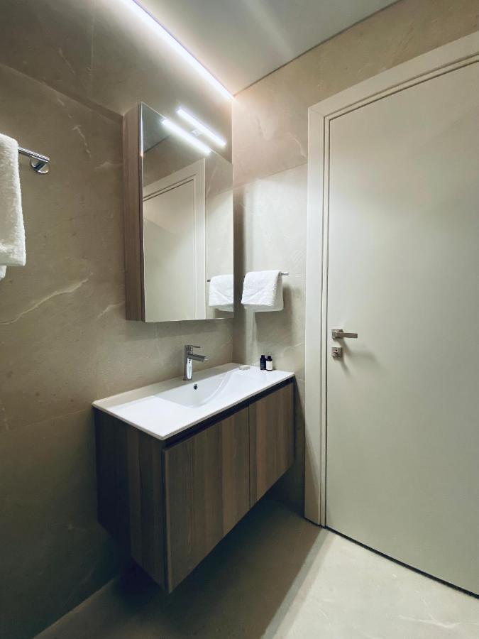Athens Riviera 2-Bed Apt & Pool Access #Unoblu Buitenkant foto